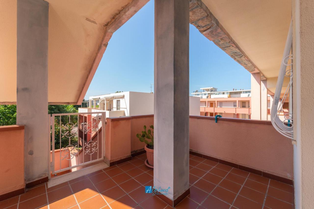 Granelli Di Sabbia Apartment Алгеро Екстериор снимка