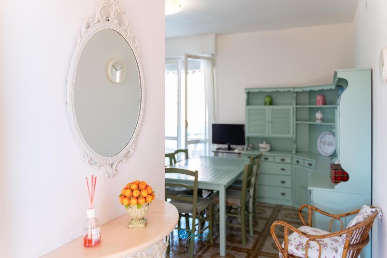 Granelli Di Sabbia Apartment Алгеро Екстериор снимка